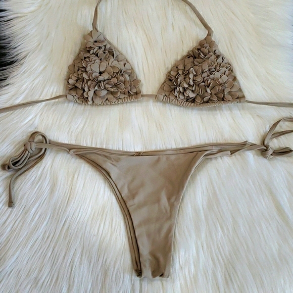 New Sexy 3D Flowers Brazilian Triangle Bikini Set - Picture 6 of 11